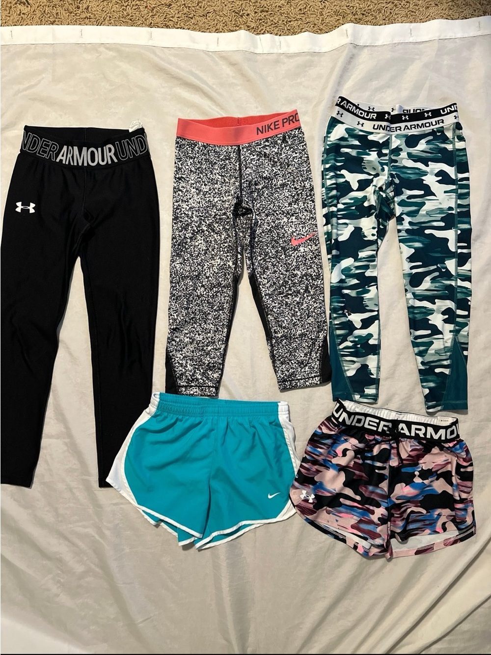 Bundle Girls Under Armour Nike Leggings Shorts Sz Youth M